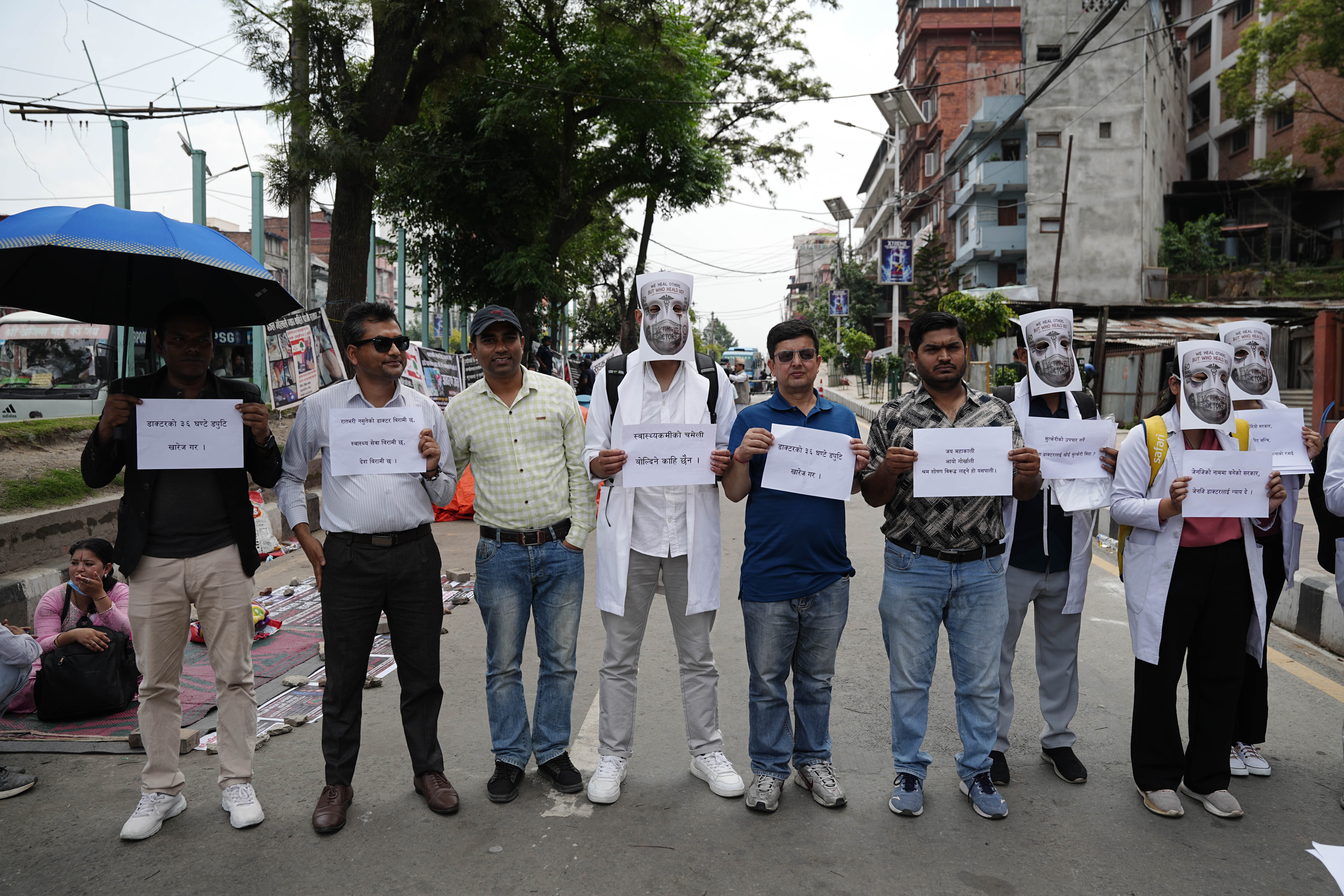 genz-doctors-protest-govt-83-230 (1).jpg